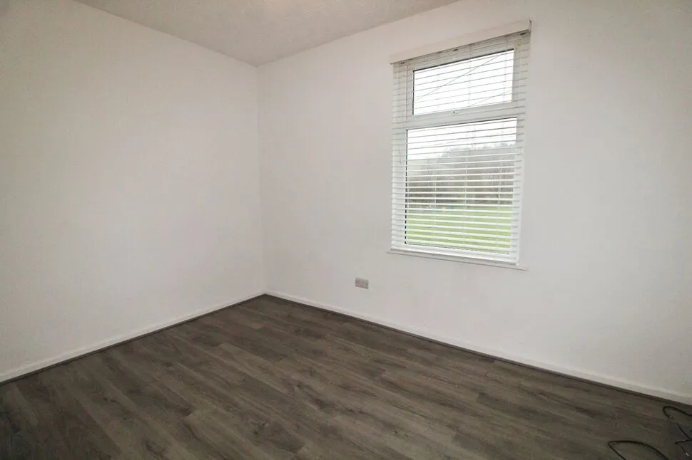 Well Lane, Treeton, S60, photo 5