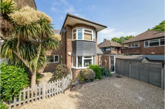 2 bed flat for sale, Croydon Road, London, SE20