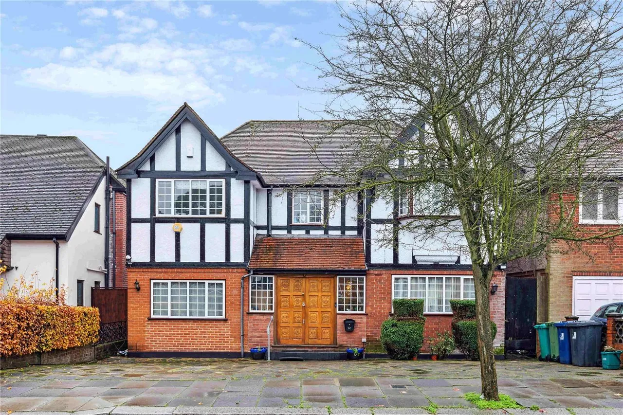 6 bed house for sale — Corringway, London, W5 3AD