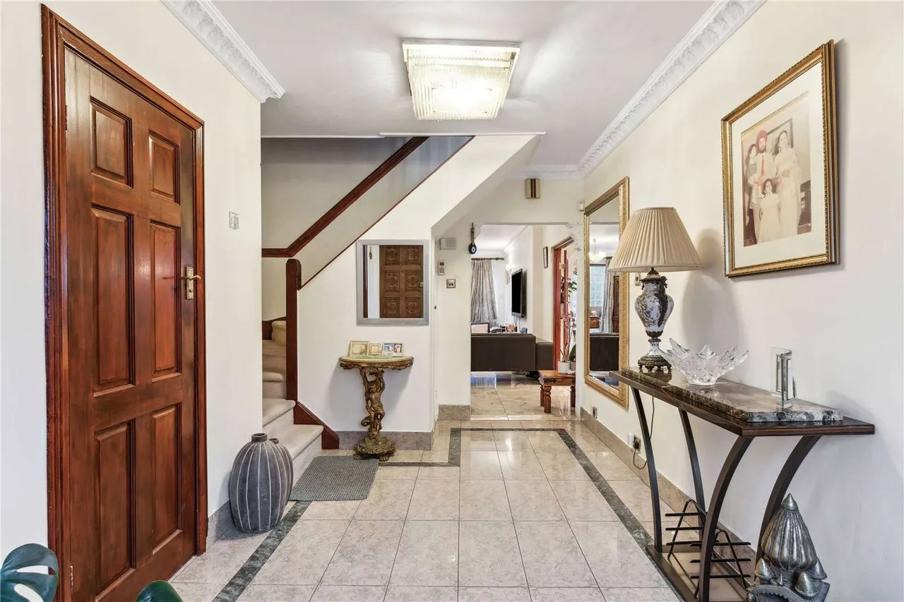 Corringway, London, W5 3AD, photo 7