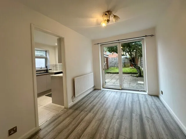 Heron Close, WA16, photo 4
