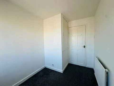 Heron Close, WA16, photo 10