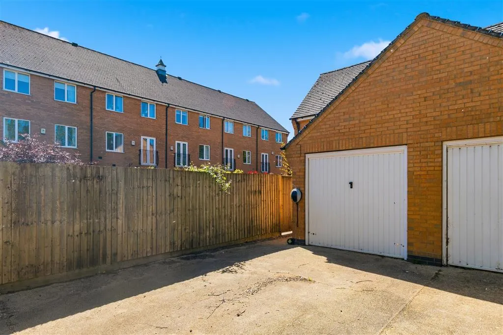 Firs Avenue, Uppingham, LE15, photo 10