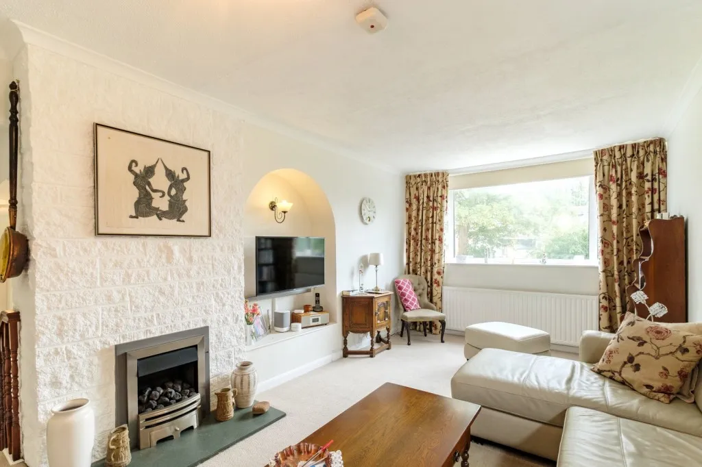 Main Street, Rempstone, LE12, photo 5
