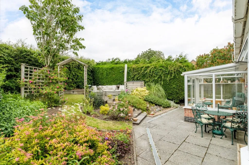 Main Street, Rempstone, LE12, photo 11