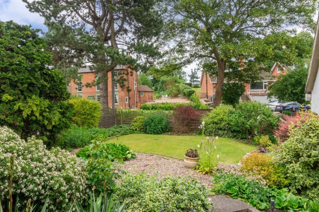 Main Street, Rempstone, LE12, photo 2