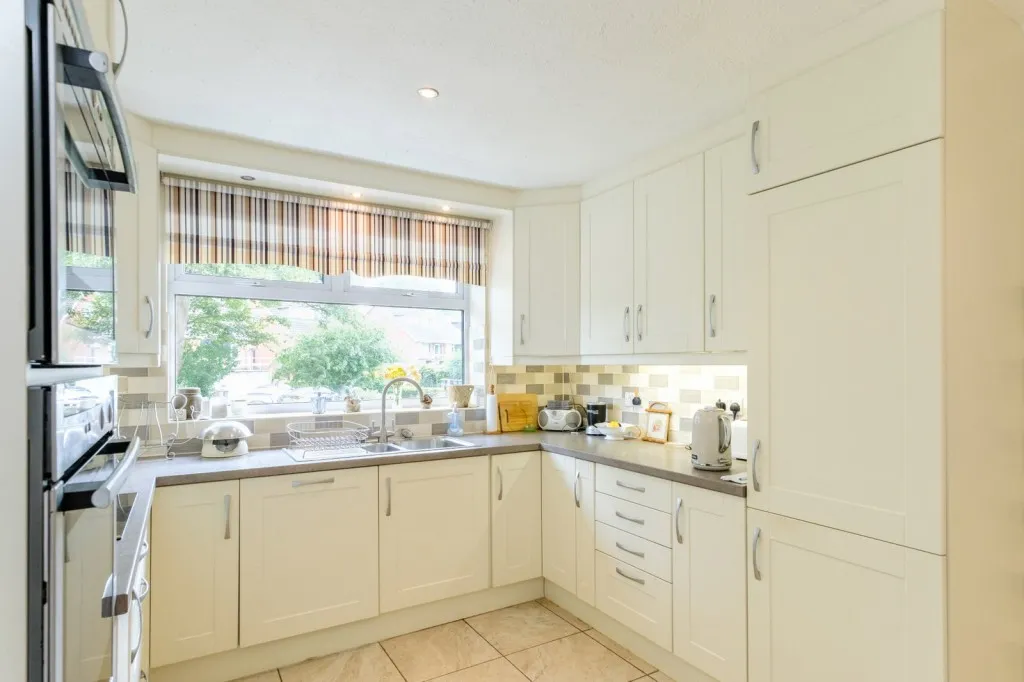 Main Street, Rempstone, LE12, photo 3