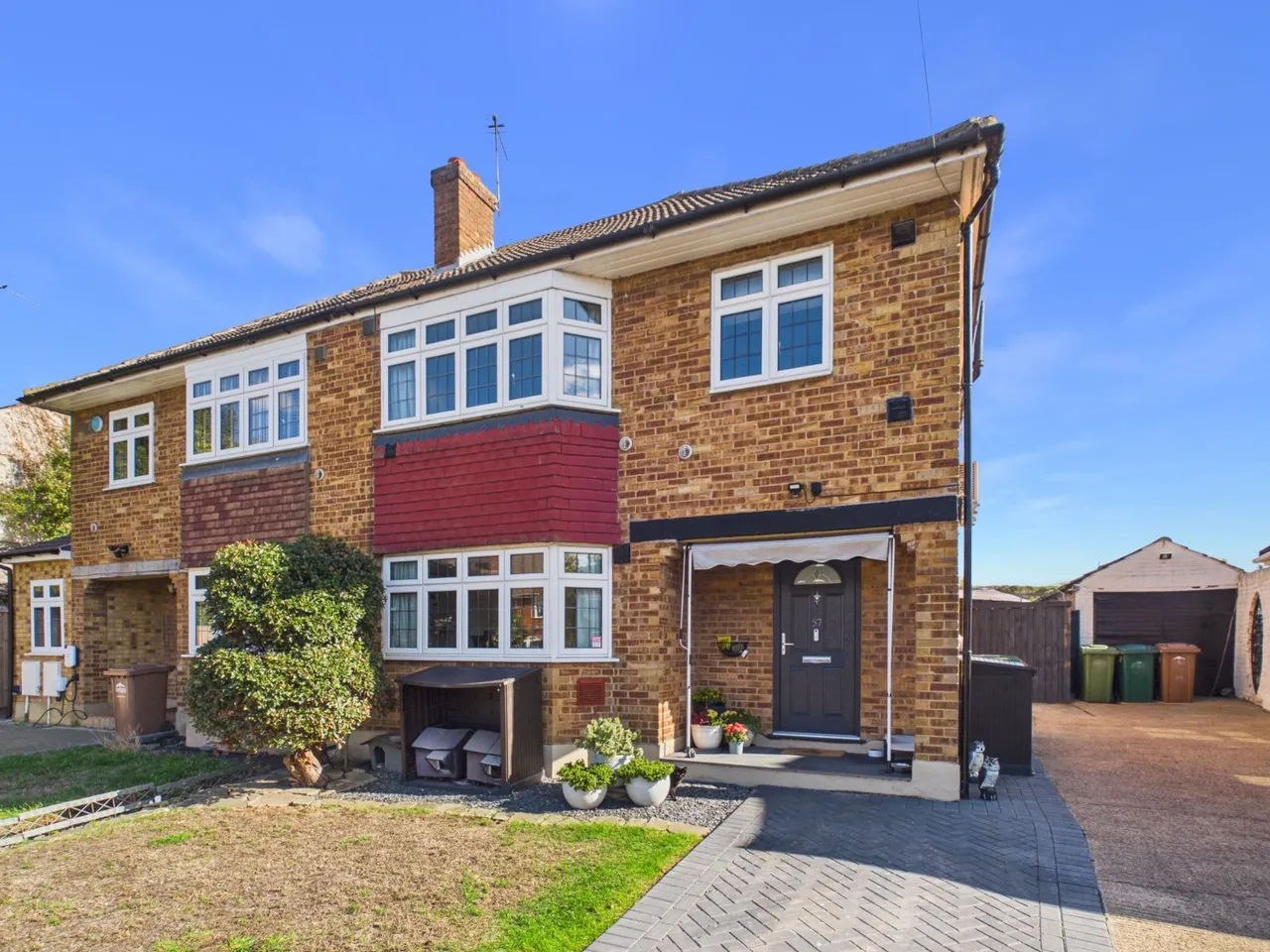 Stanwell, Surrey, photo 21