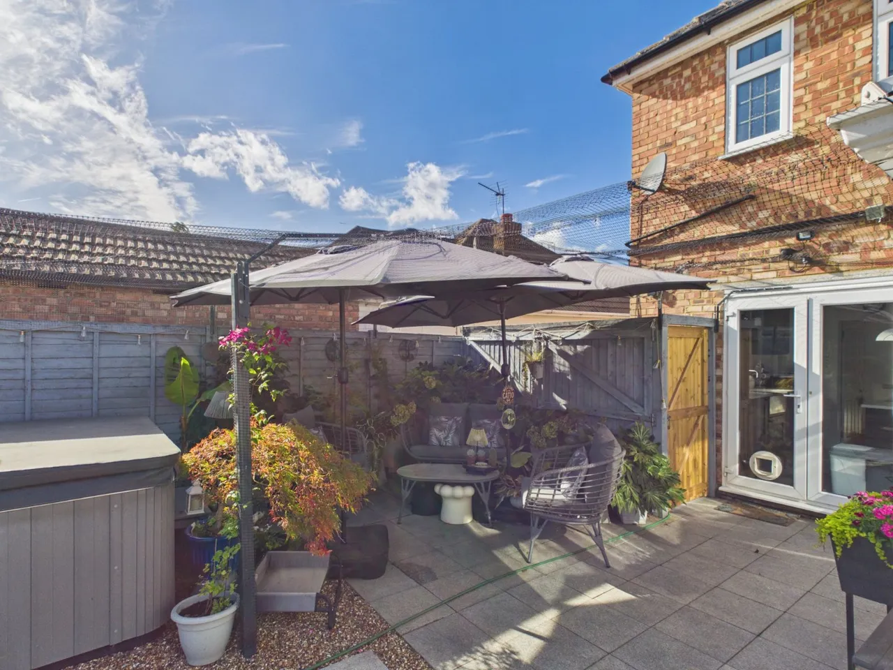 Stanwell, Surrey, photo 18