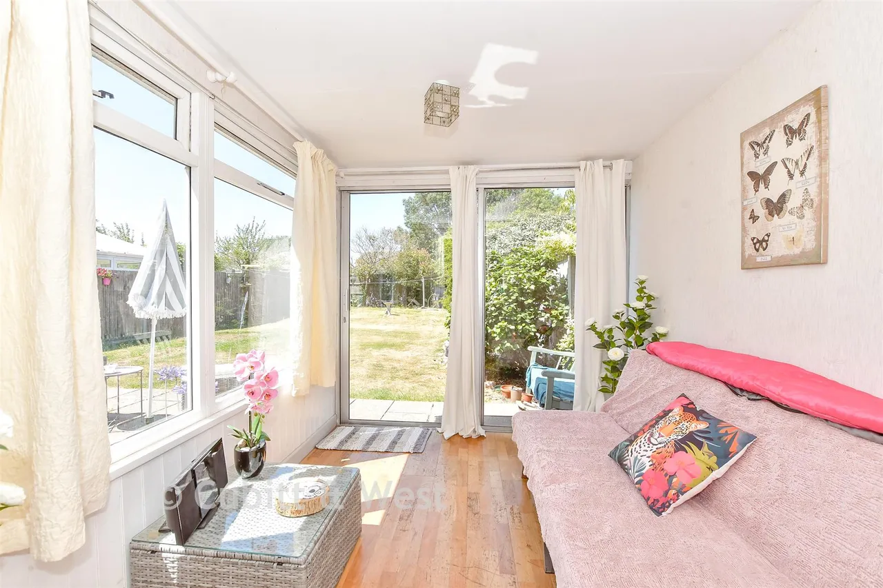 Harbour View Road, Pagham, PO21, photo 8