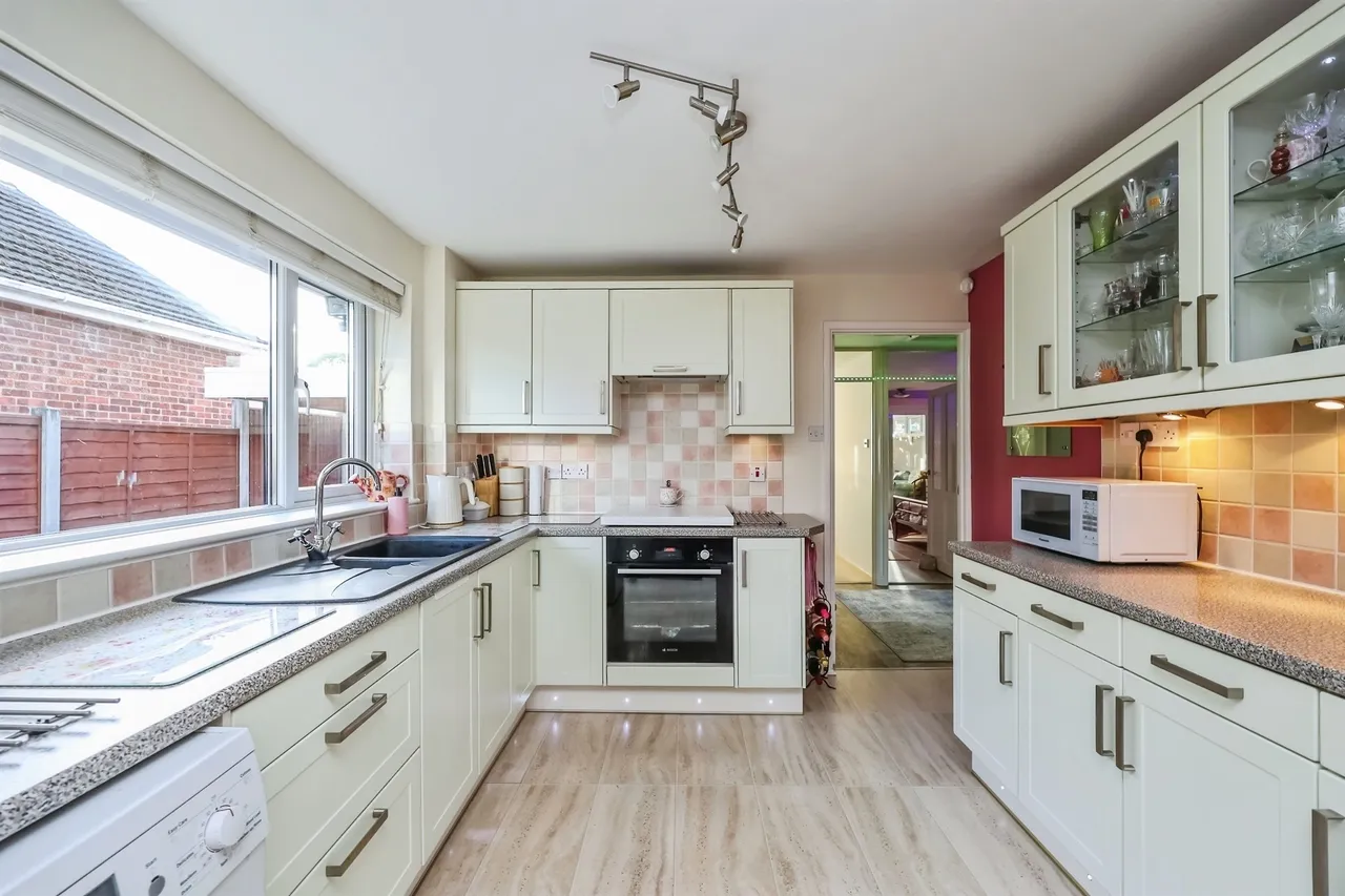 Wortley Close, Ilkeston, DE7, photo 5