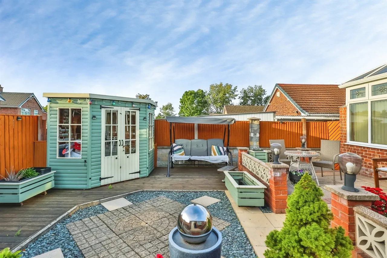 Wortley Close, Ilkeston, DE7, photo 18