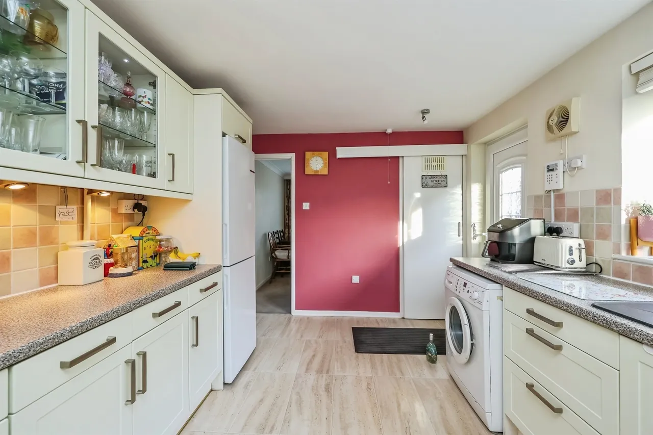 Wortley Close, Ilkeston, DE7, photo 6