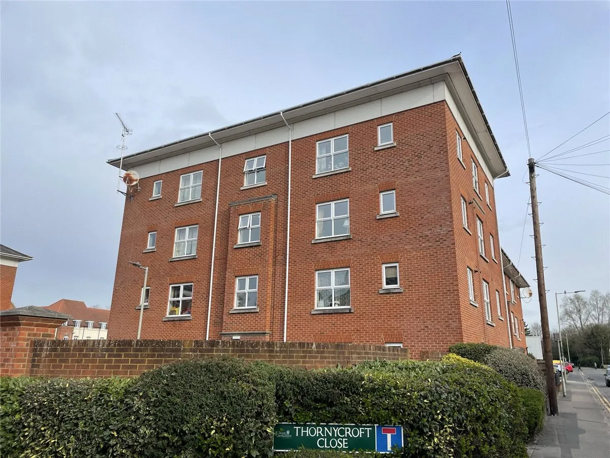 2 bed flat to rent, Thornycroft Close, Newbury, RG14