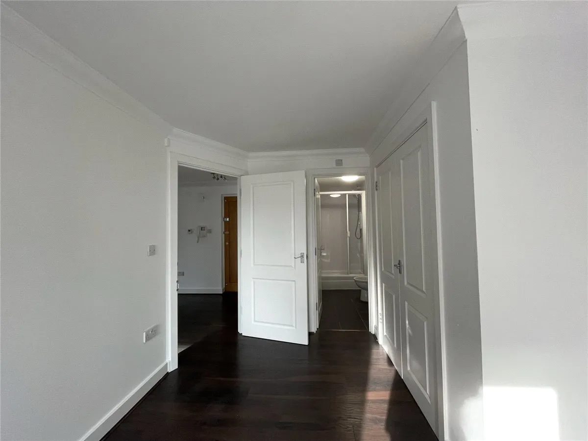 Thornycroft Close, Newbury, RG14, photo 4