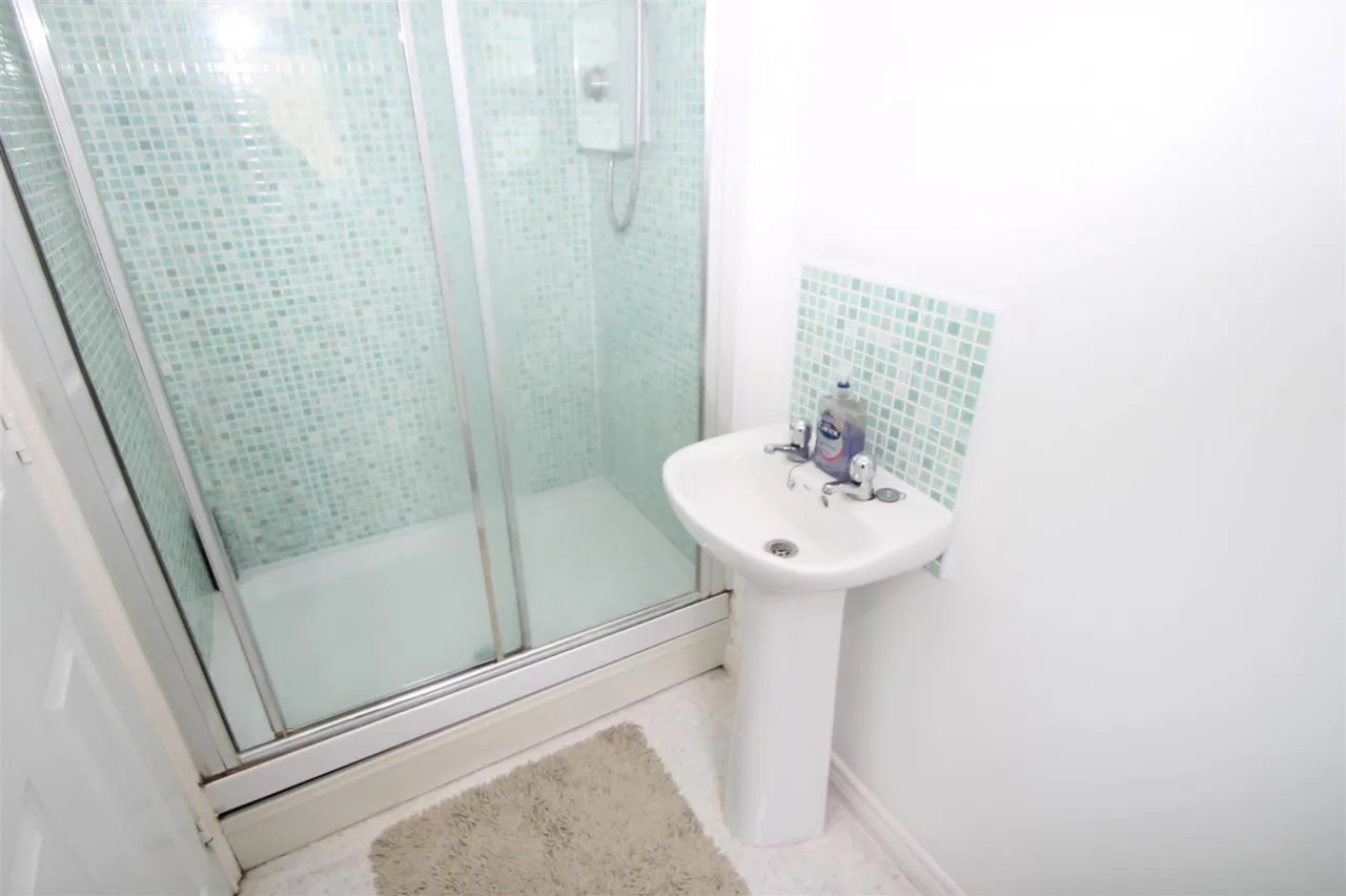 Smalman Close, Stourbridge, photo 9