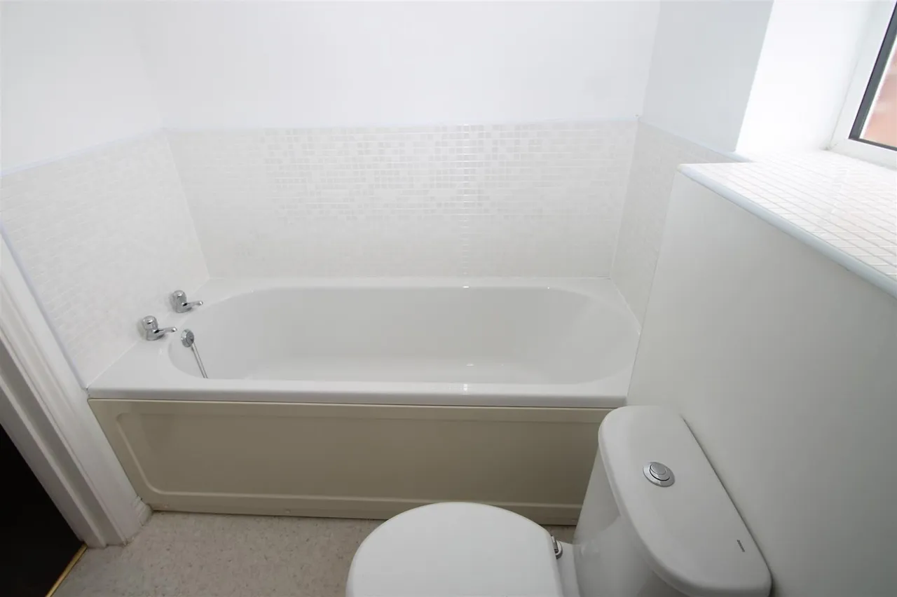 Smalman Close, Stourbridge, photo 12