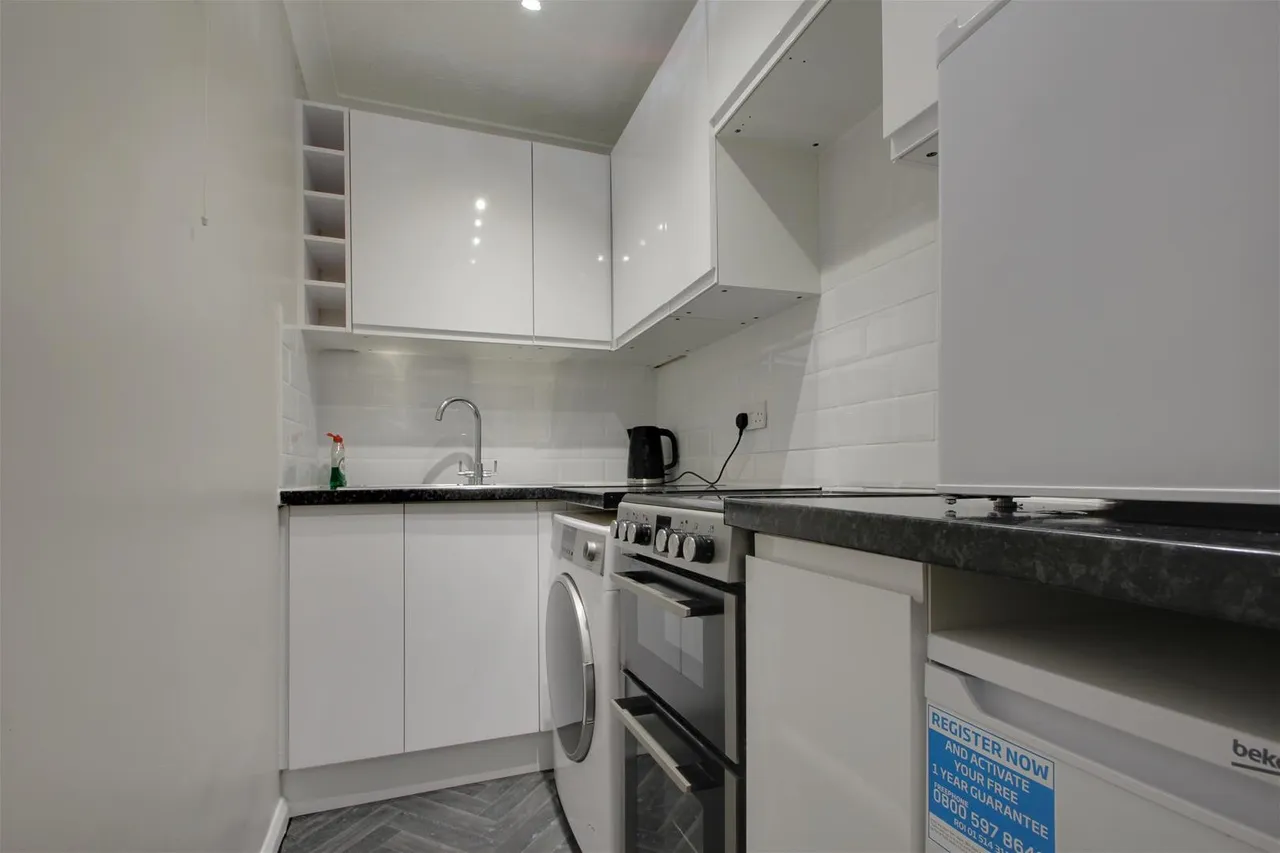 Broadwater Road, Worthing, photo 4