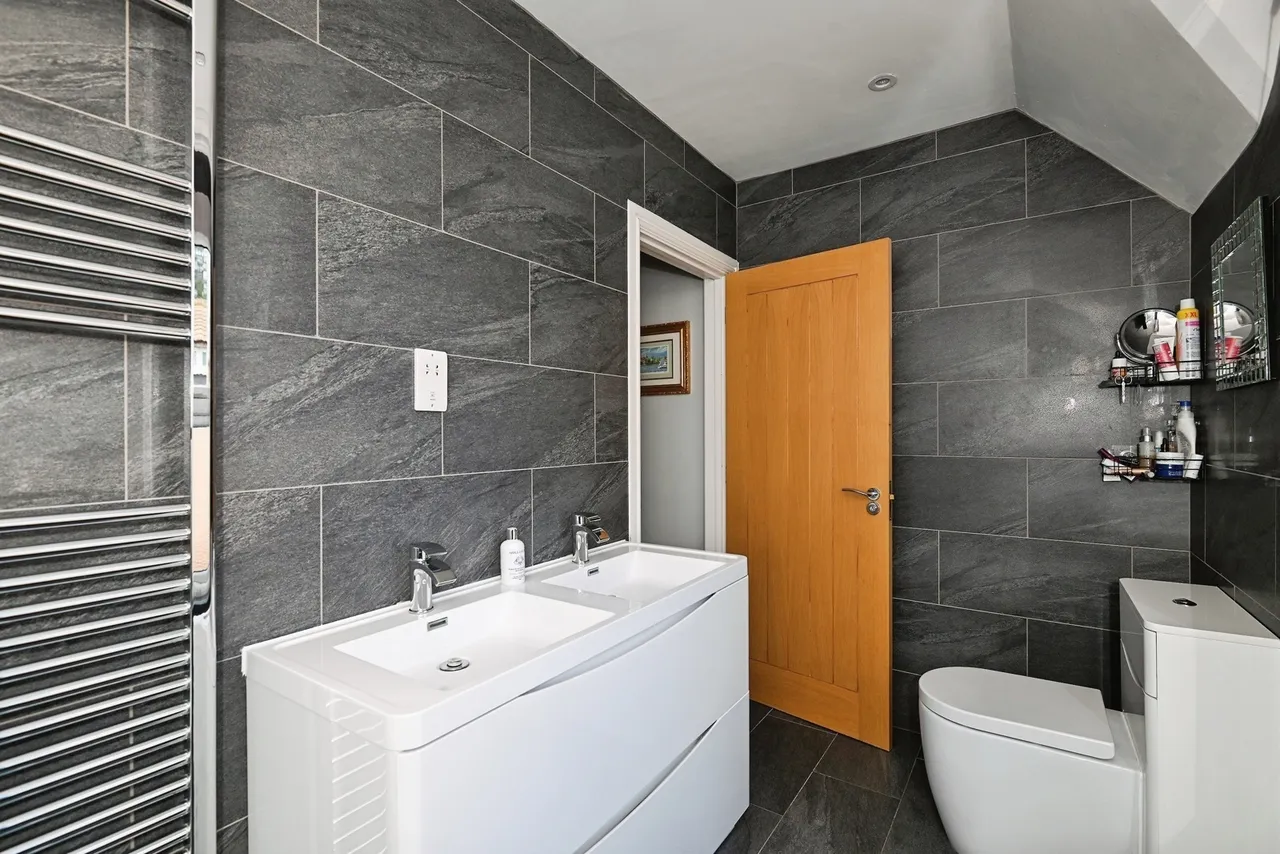 Queens Road, Maidstone, ME16, photo 2