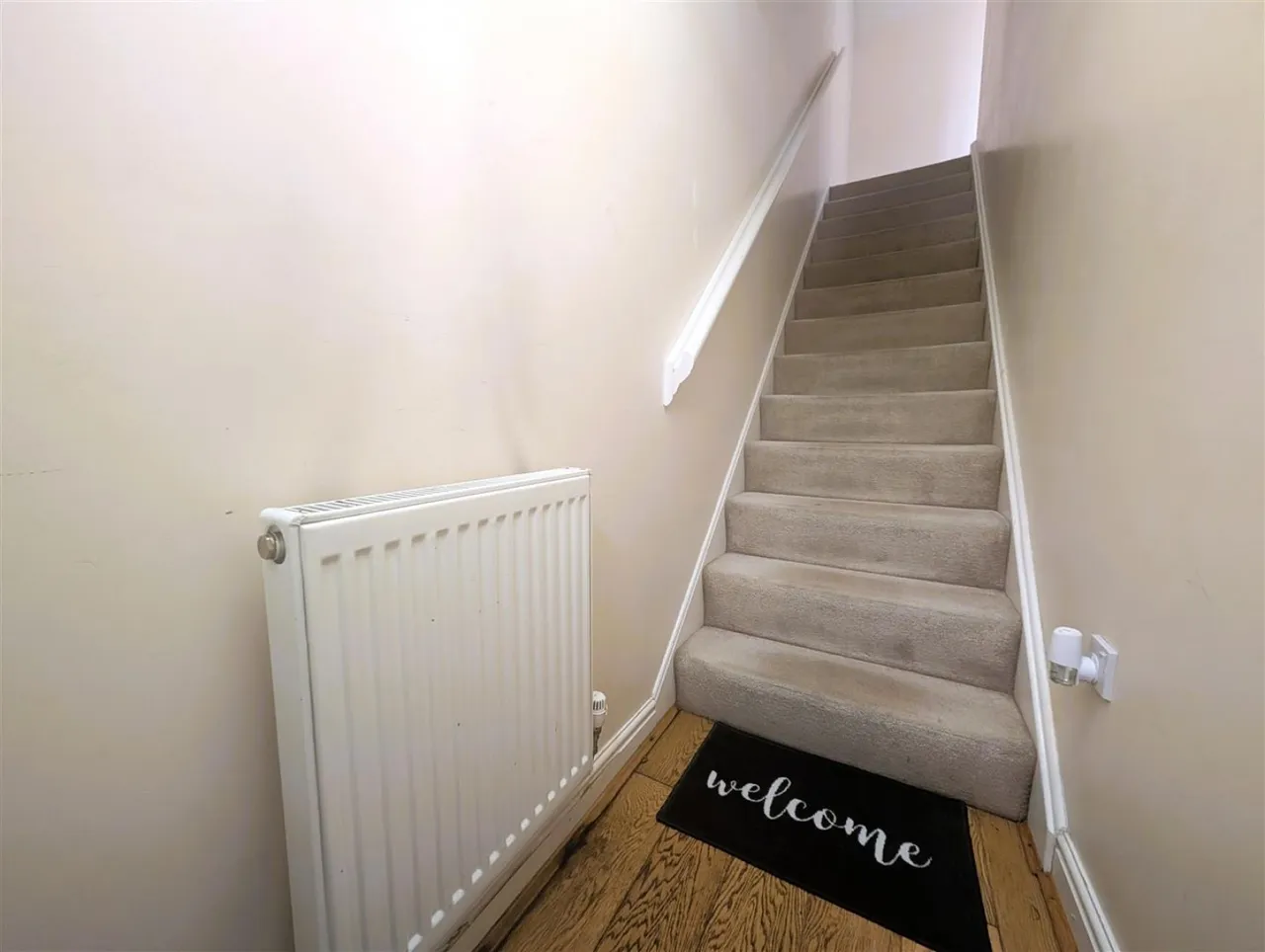 Anchor Drive, Tipton, photo 5