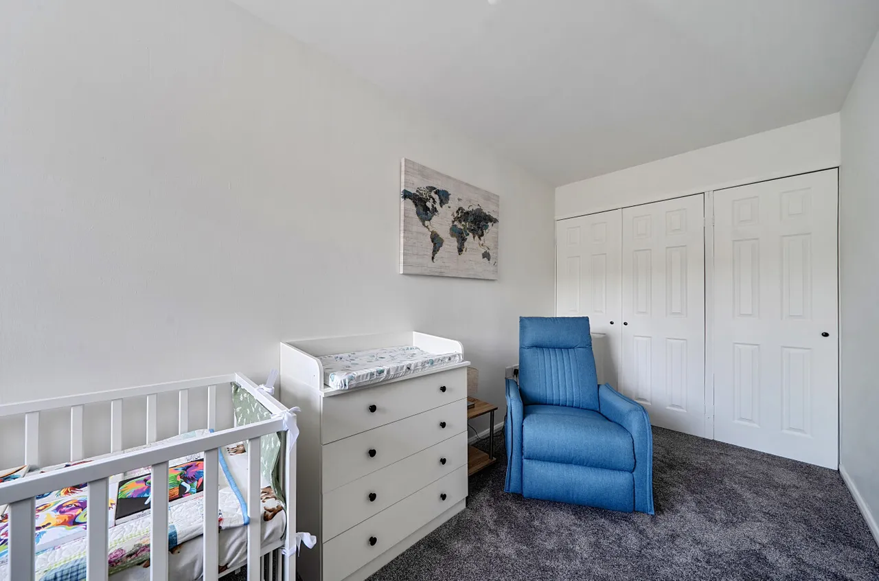 Sycamore Drive, Newtown, photo 19