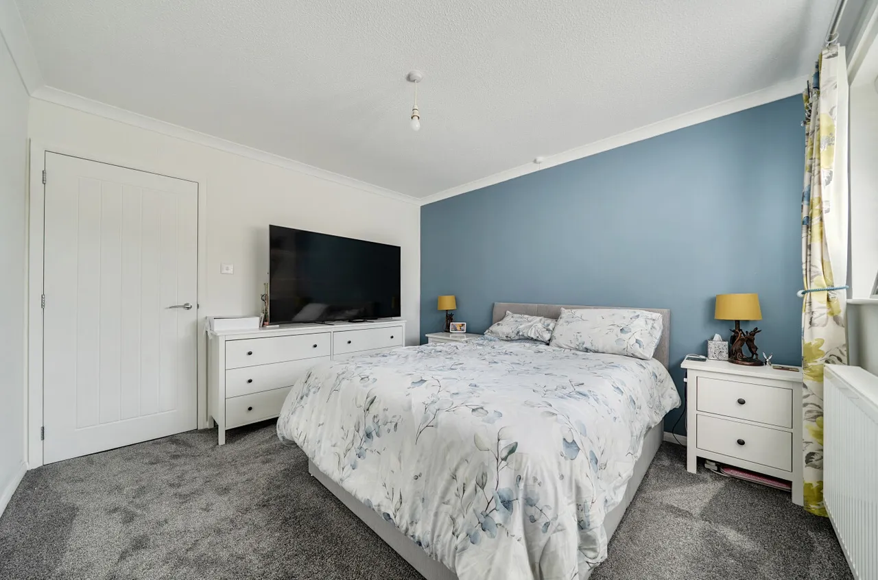 Sycamore Drive, Newtown, photo 16