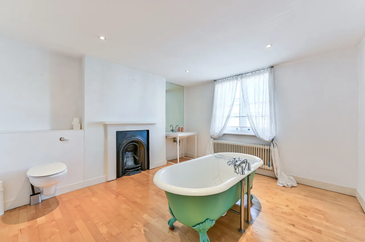 17 Fleetwood Apartments, 2 Northwold Road, London, photo 8