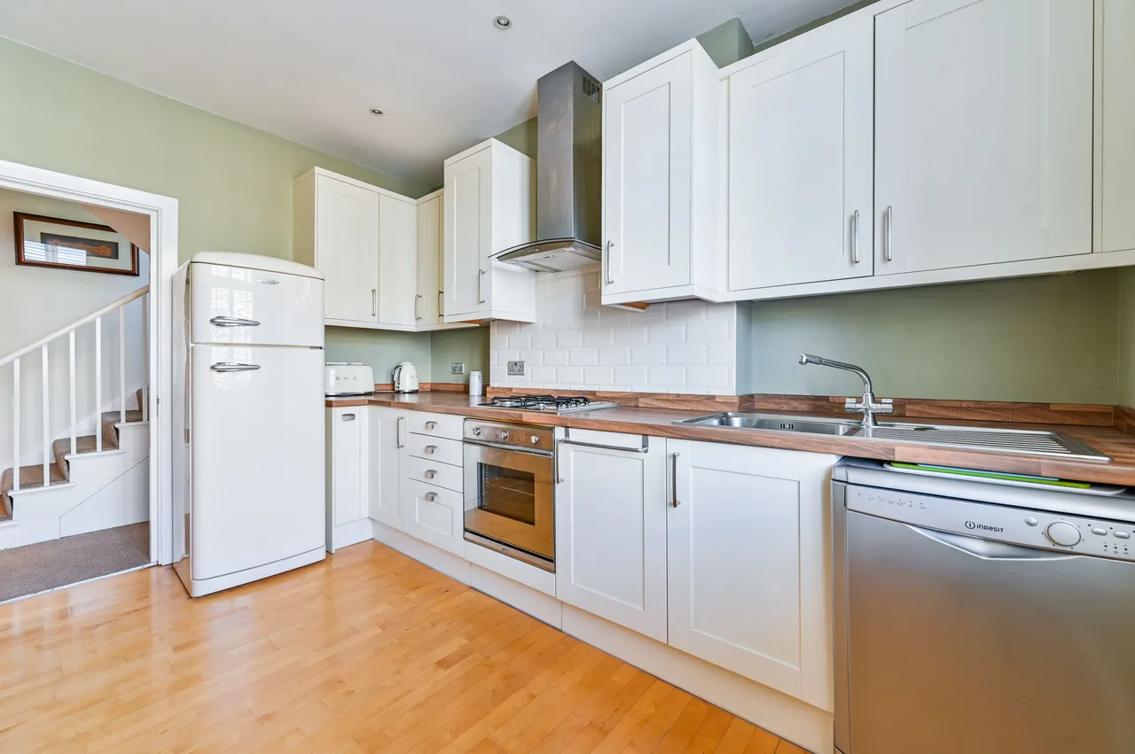 17 Fleetwood Apartments, 2 Northwold Road, London, photo 7
