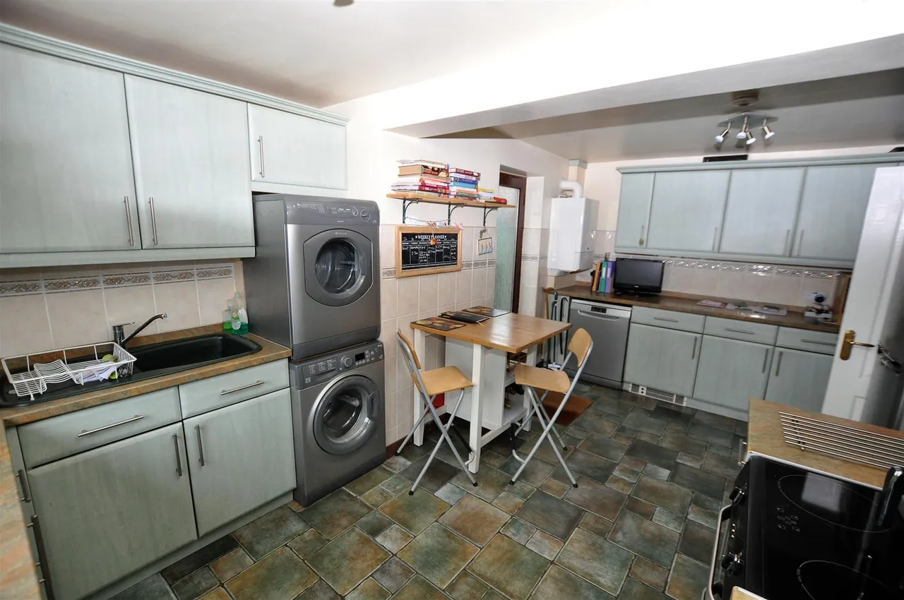 Twentylands, Rolleston-On-Dove, DE13, photo 10