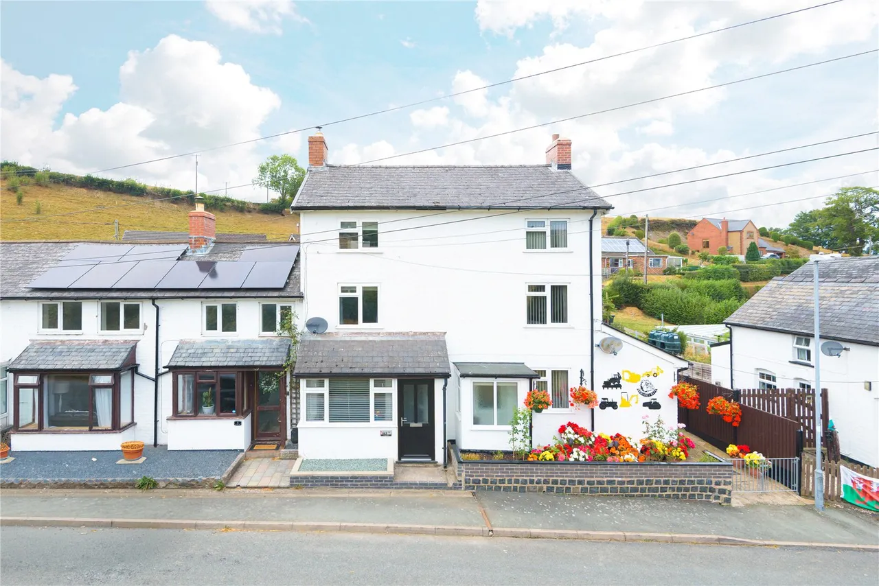 Step A Side, Mochdre, Newtown, Powys, SY16 4JQ, photo 21