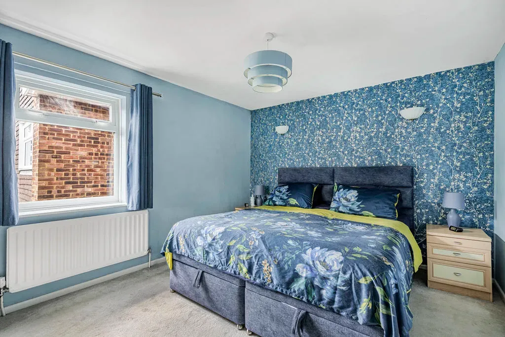 Windmill Hill Drive, Bletchley, Milton Keynes, Buckinghamshire, MK3 7RS, photo 6