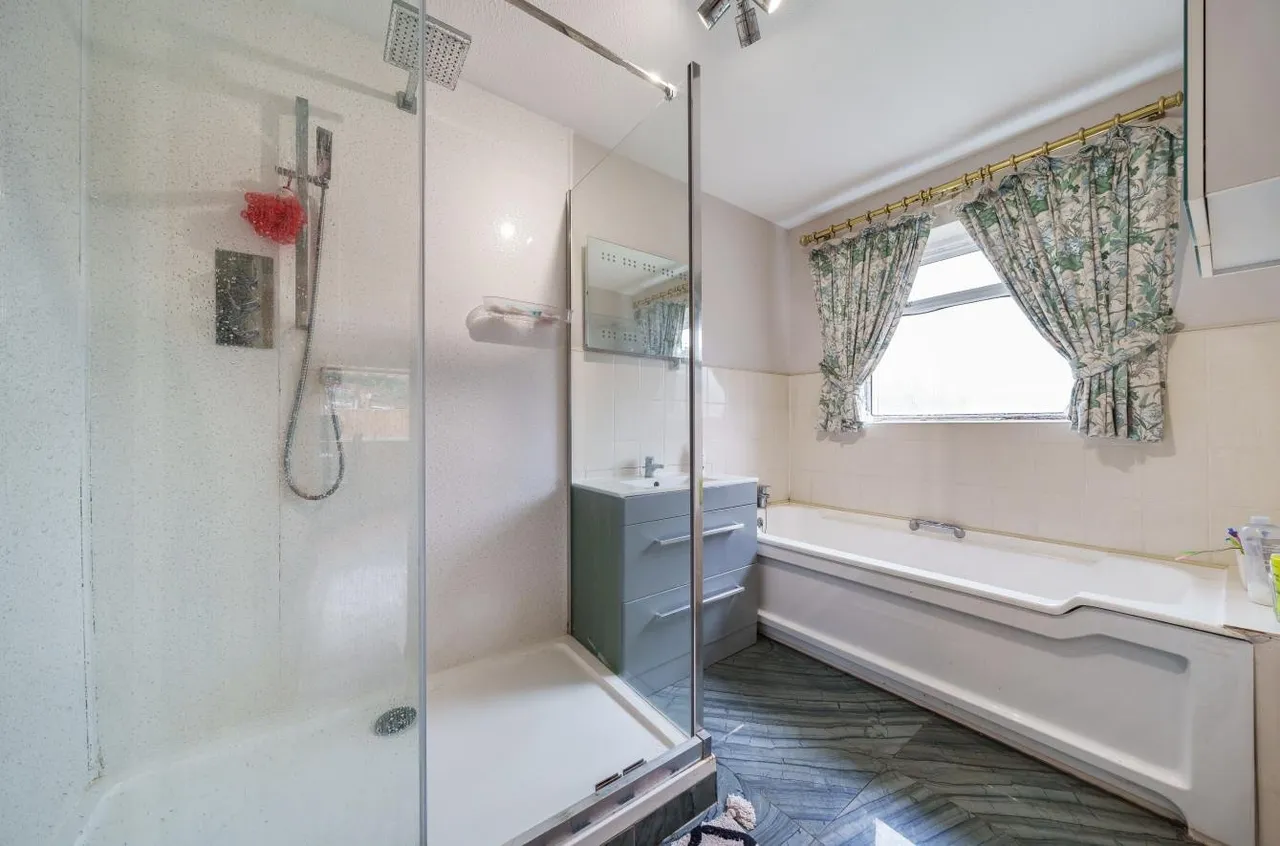 Sandy Lane, South Cheam, SM2, photo 20