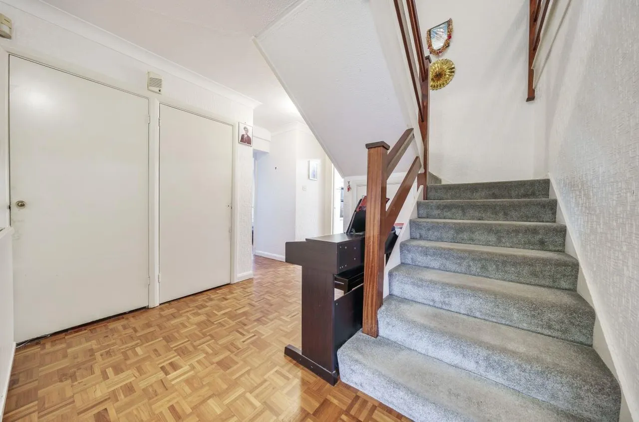 Sandy Lane, South Cheam, SM2, photo 15