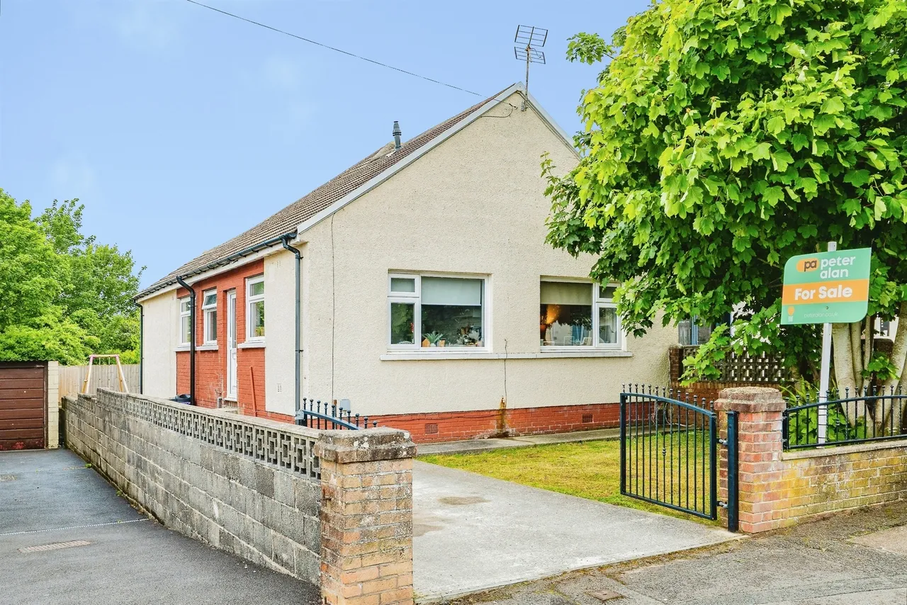Longfellow Drive, Bridgend, CF31, photo 25