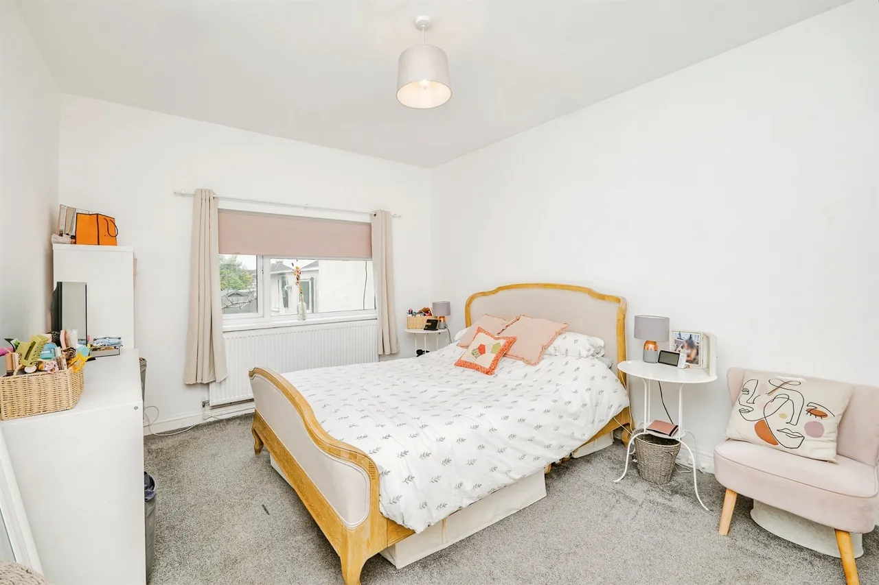 Longfellow Drive, Bridgend, CF31, photo 12