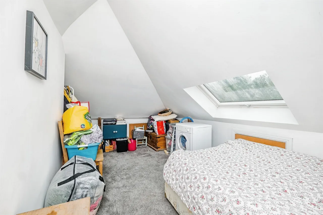 Longfellow Drive, Bridgend, CF31, photo 21