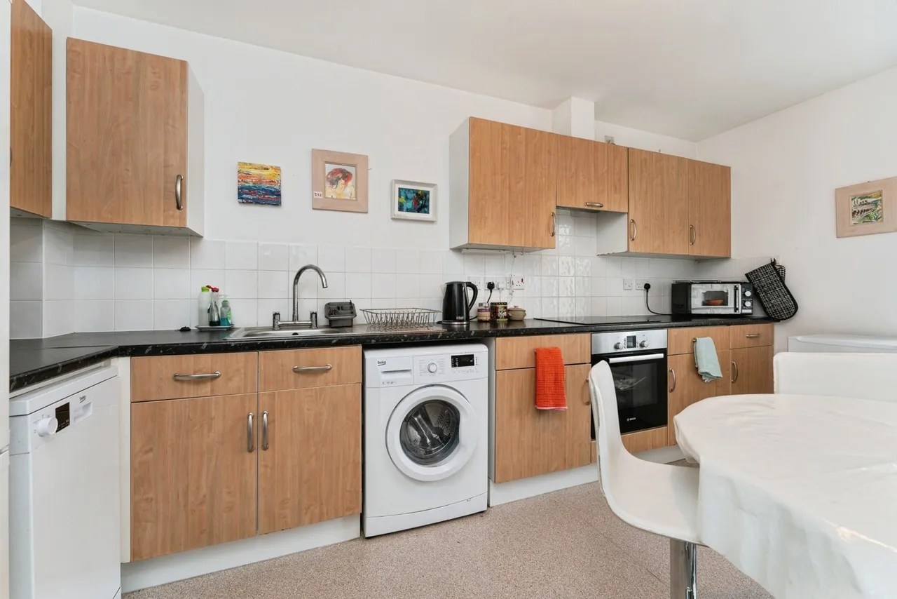 Pearl Close, Cambridge, Cambridgeshire, CB4, photo 5