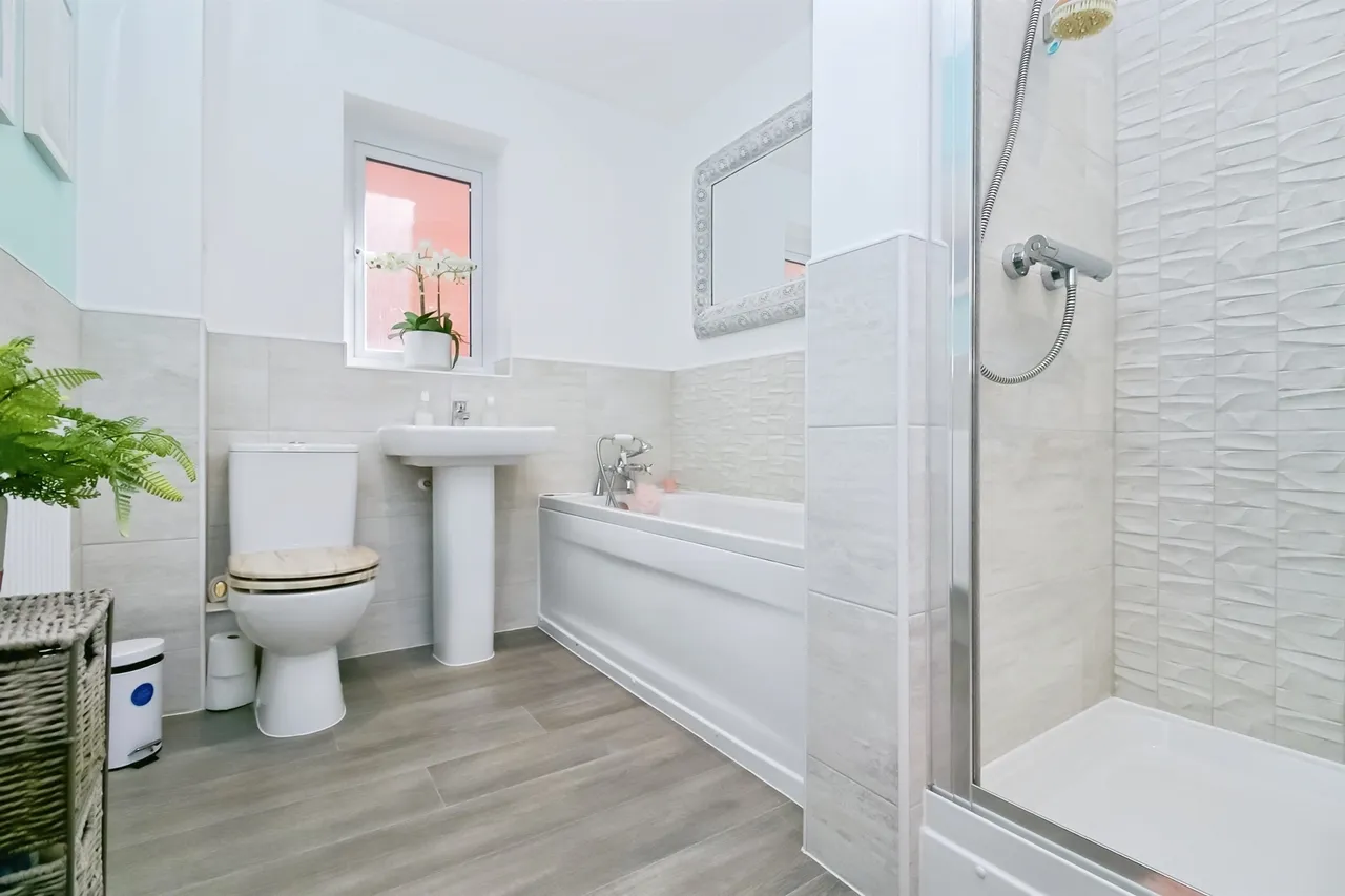 Railway Road, Barry, CF62, photo 9