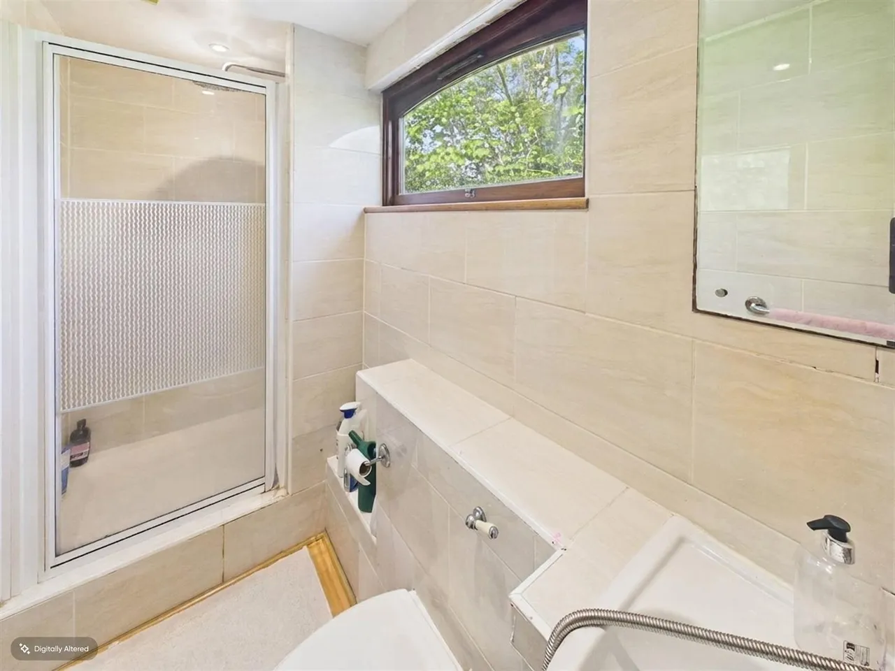 Thornhill Road, Ickenham, UB10, photo 9