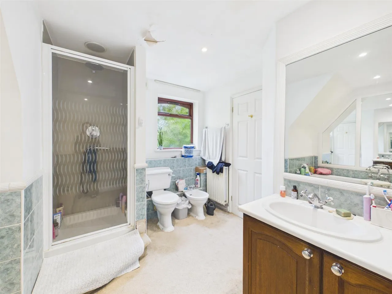 Thornhill Road, Ickenham, UB10, photo 14