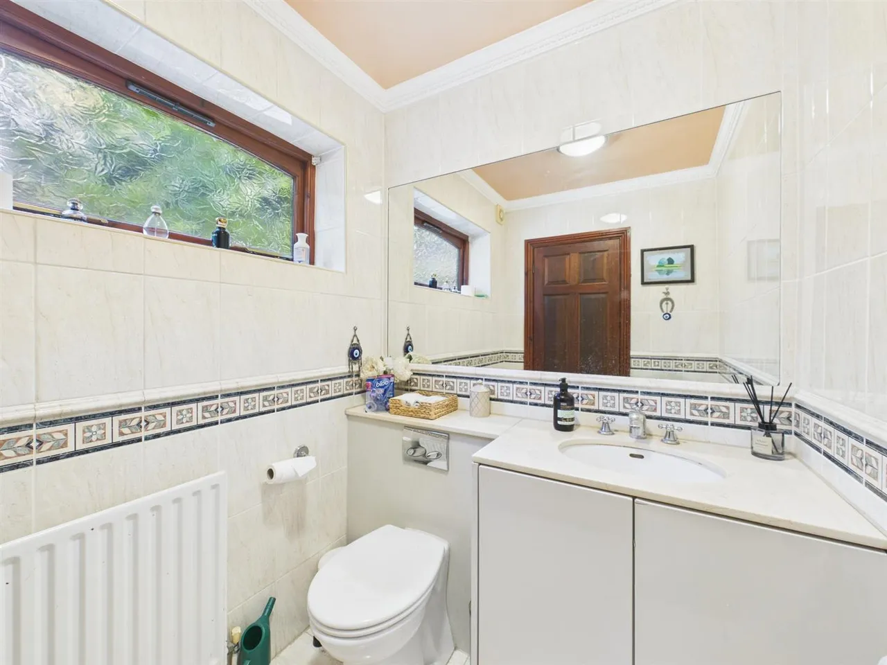 Thornhill Road, Ickenham, UB10, photo 7