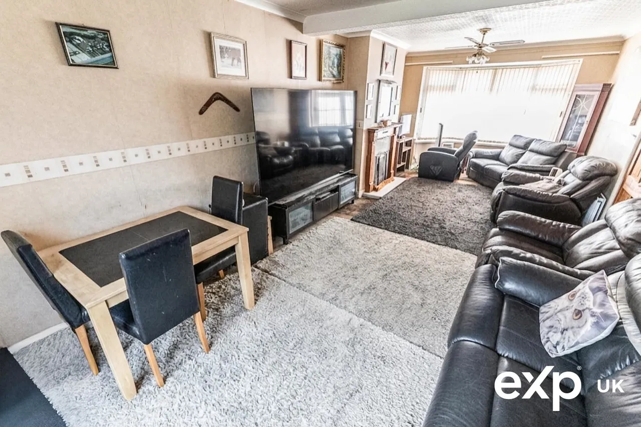 Tuxford Road, Boughton, NG22, photo 6