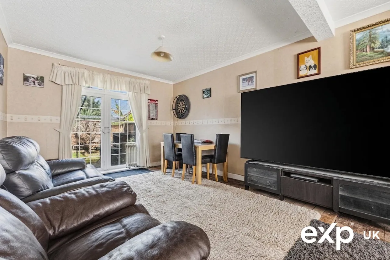 Tuxford Road, Boughton, NG22, photo 7