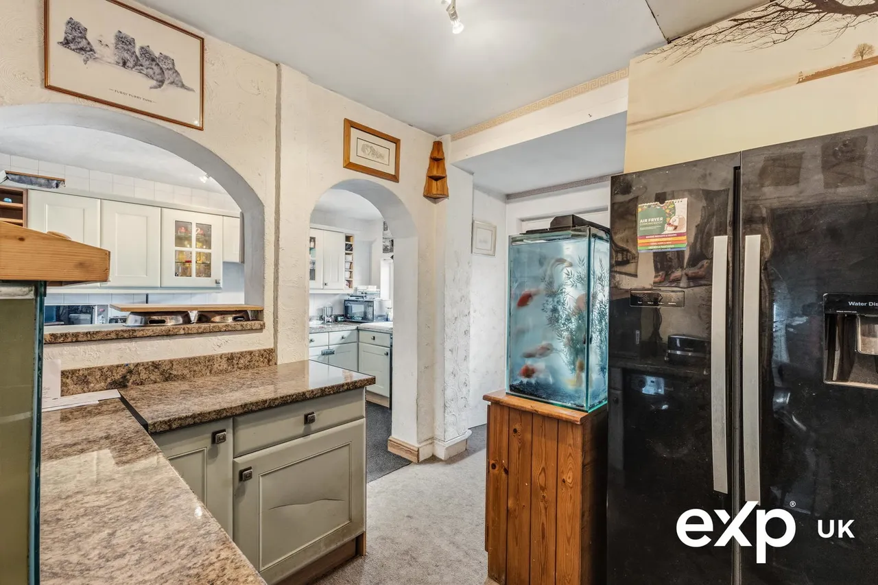 Tuxford Road, Boughton, NG22, photo 4