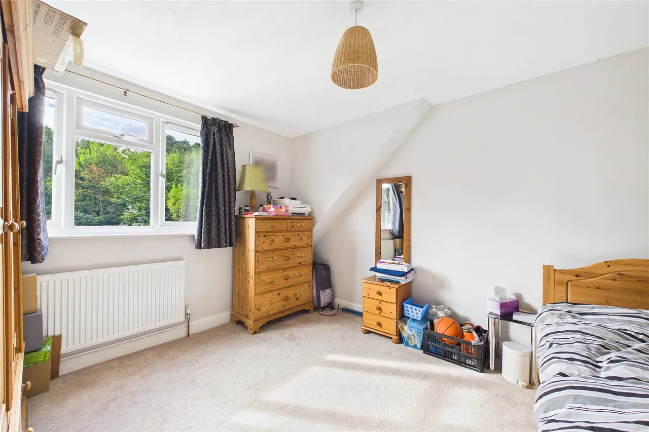 Curley Hill Road, Lightwater, GU18, photo 19