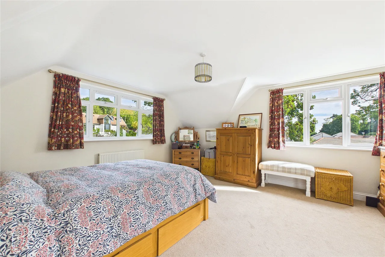 Curley Hill Road, Lightwater, GU18, photo 16
