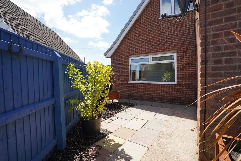 Waby Close, Grimsby, DN37, photo 27