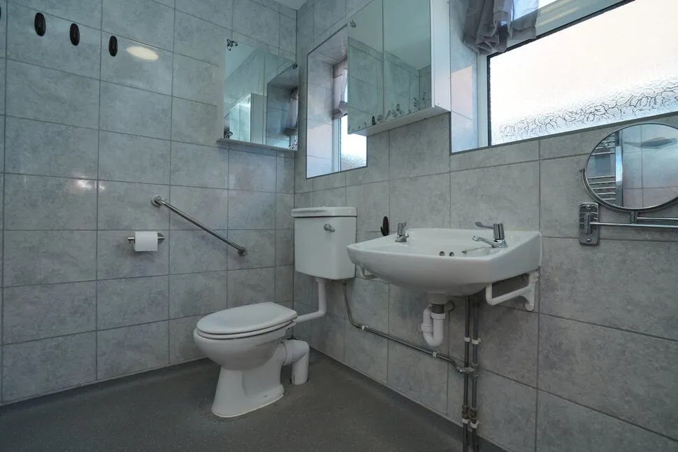 Waby Close, Grimsby, DN37, photo 31