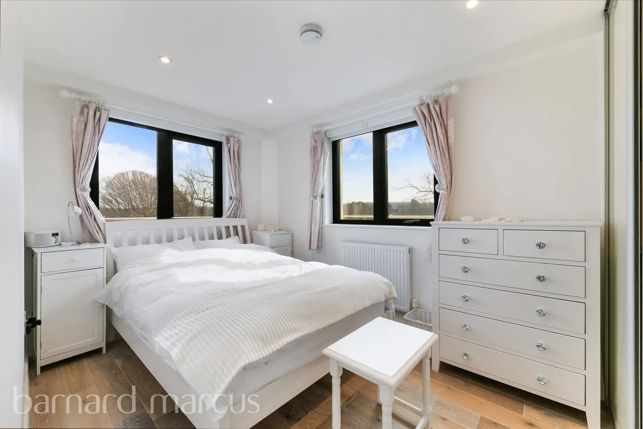South Street, Epsom, KT18, photo 7