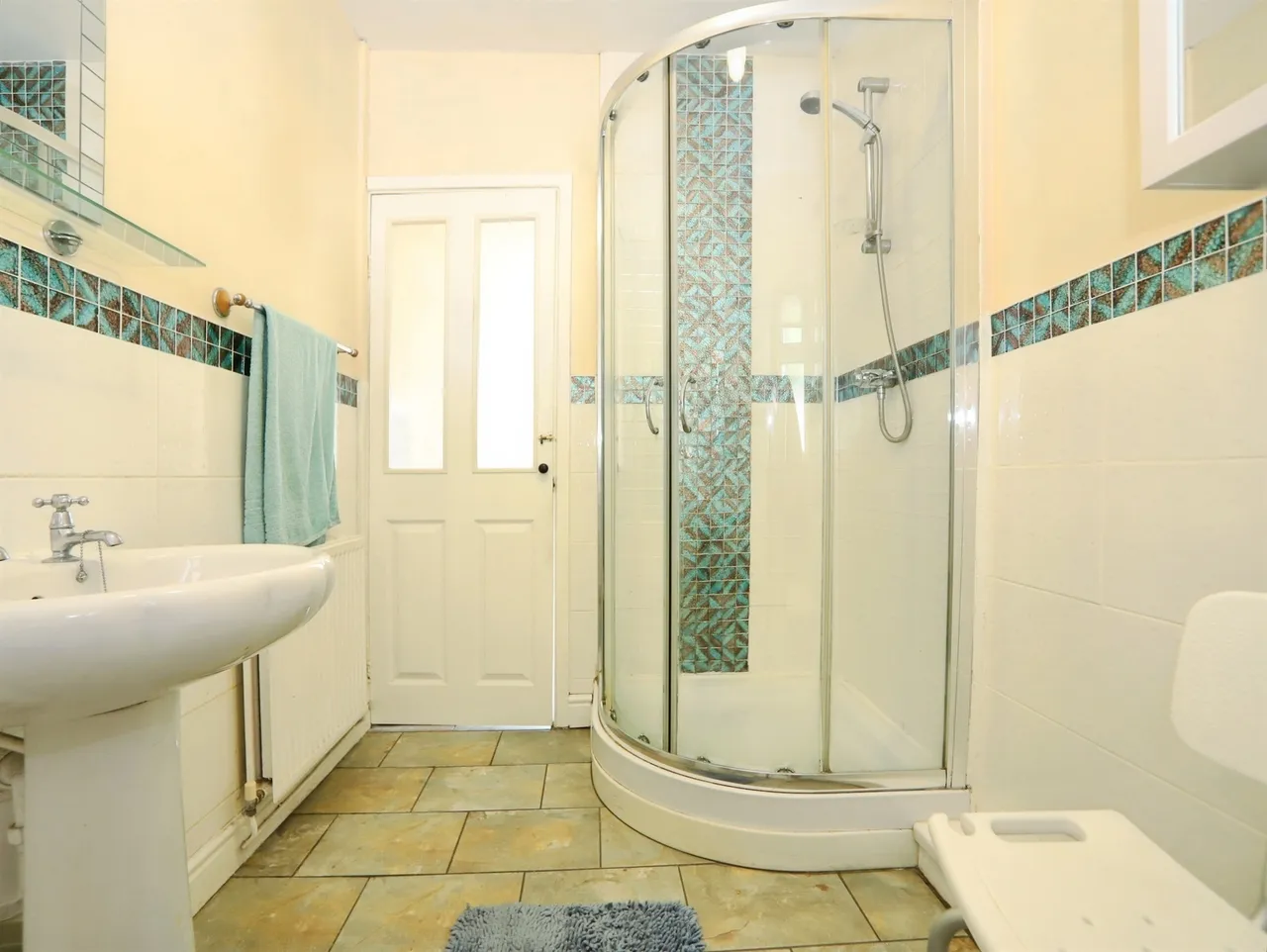 The Walk, Hengoed, CF82, photo 11